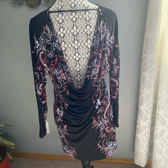 Stunning low back BCBG cocktail dress NWT - Picture 5 of 8